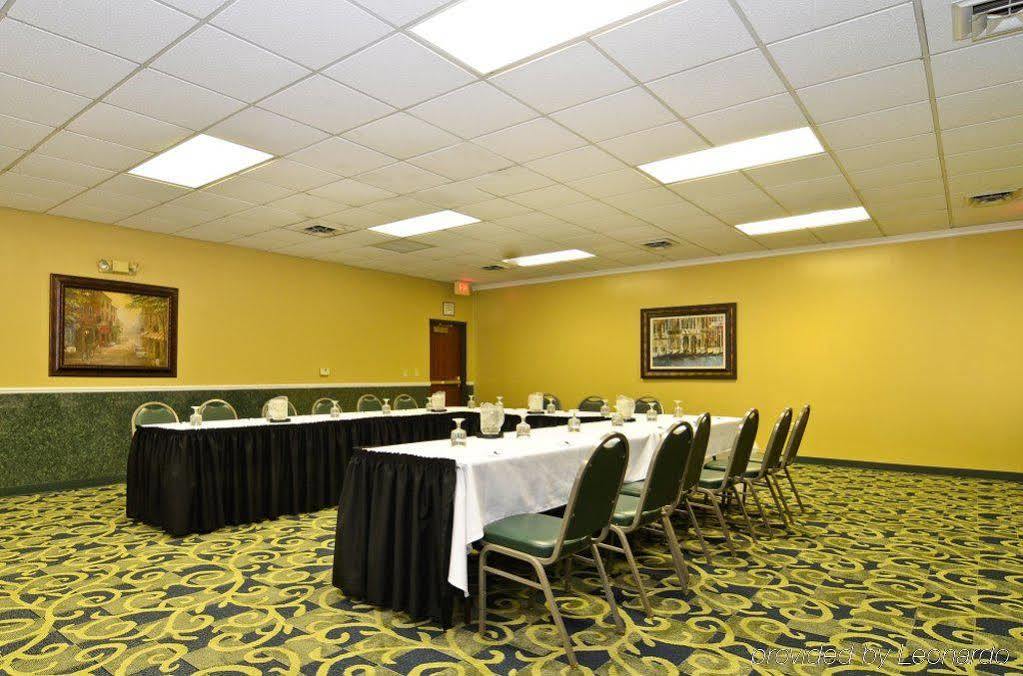 Motel Red Roof & Conference Center Airport 2*